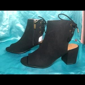 💕BLACK HEELS💕   NWOT